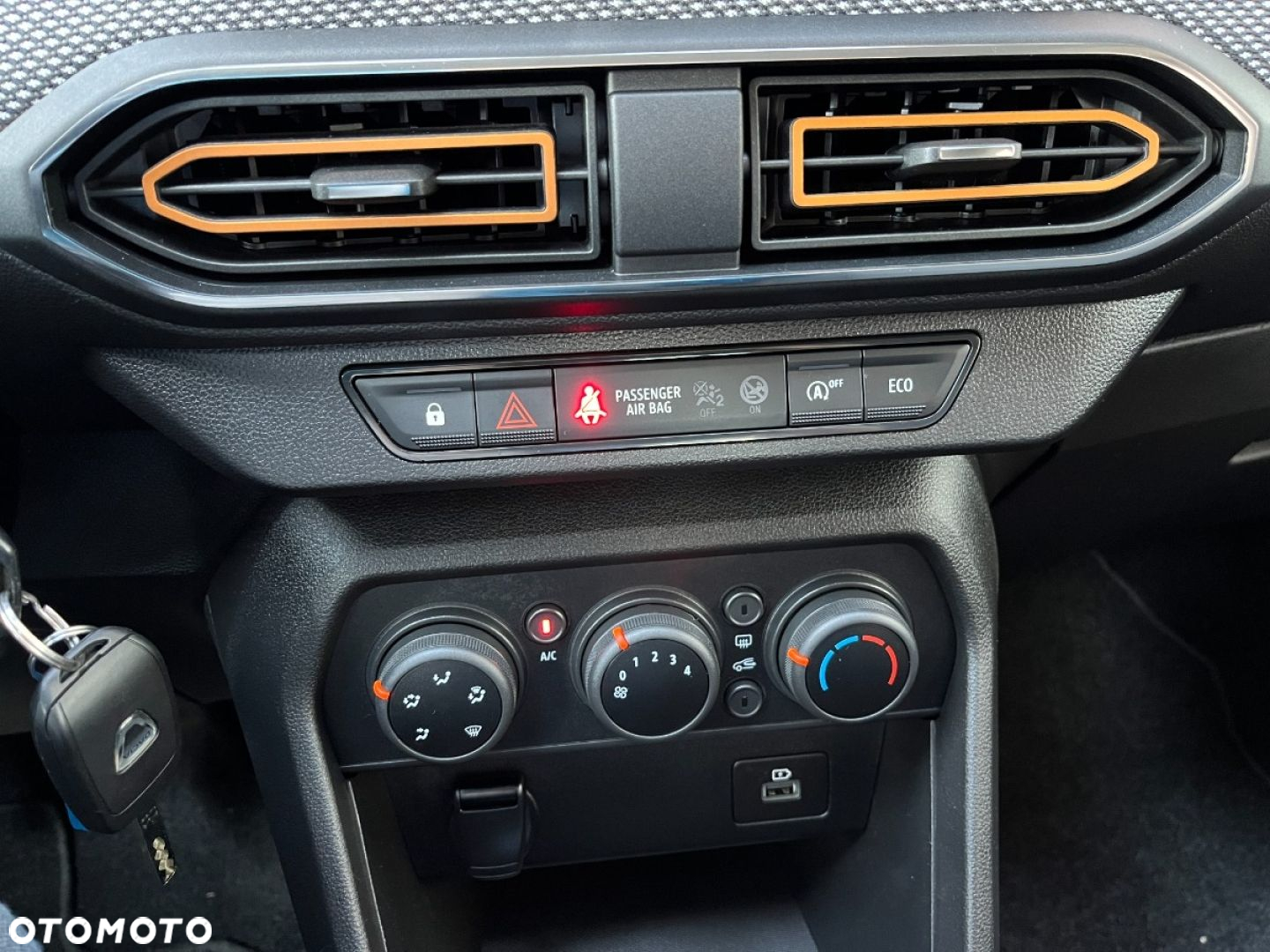 Dacia Sandero Stepway TCe 90 Expression + - 15