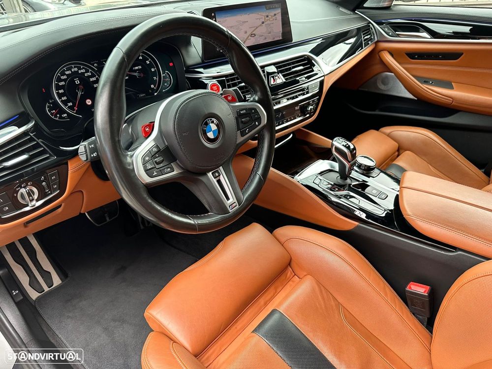 BMW M5 Competition - 18