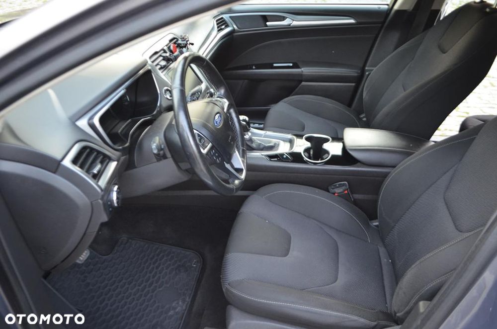 Ford Mondeo 1.6 TDCi Start-Stopp Titanium - 24