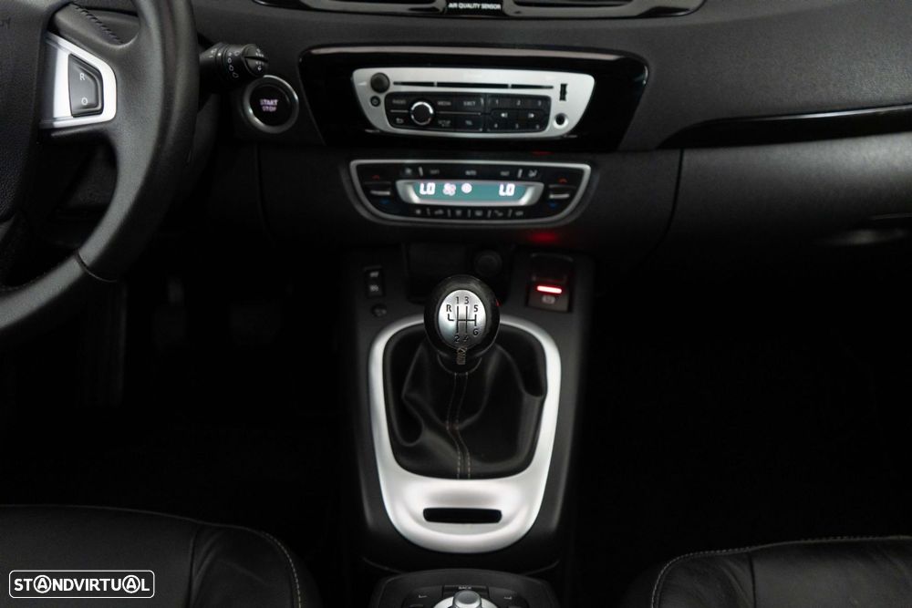 Renault Scénic 1.5 dCi Luxe - 27