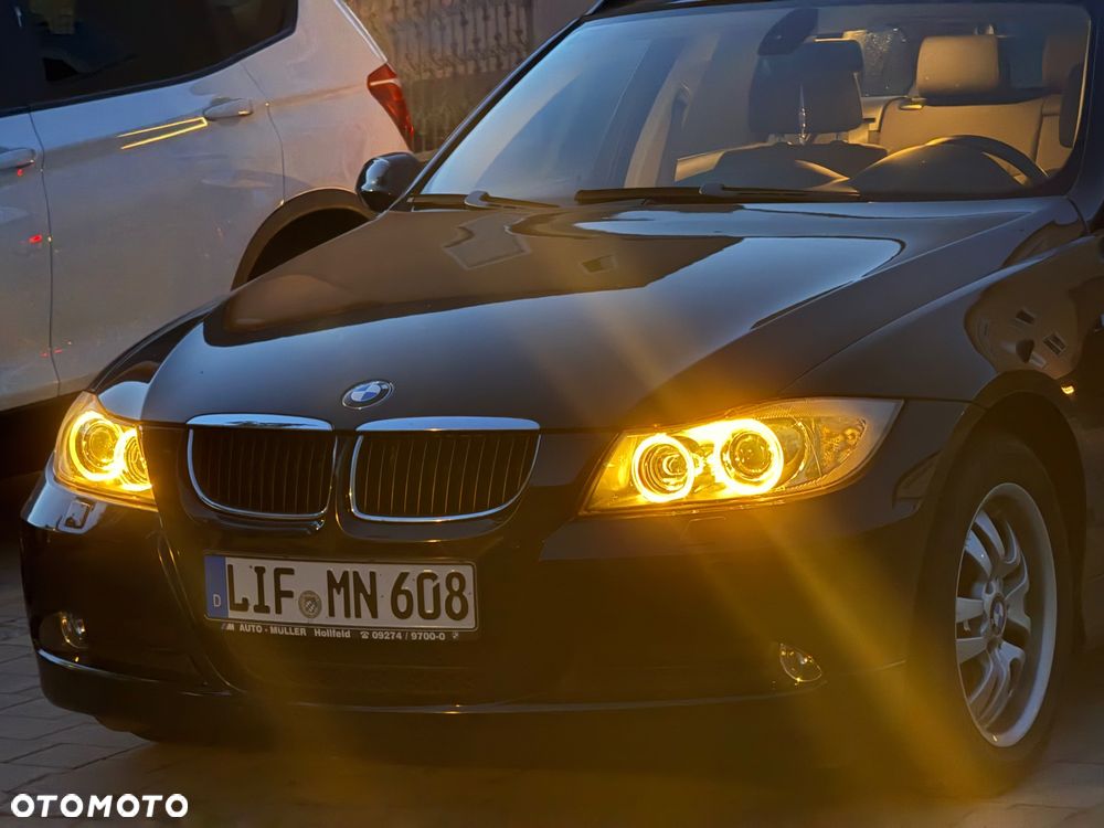 BMW Seria 3 318i Edition Exclusive - 20