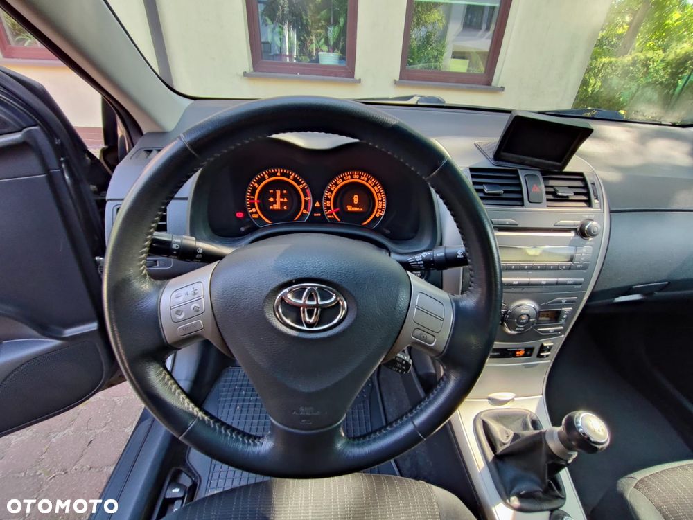 Toyota Corolla 1.6 VVT-i Prestige - 21