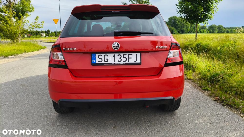 Skoda Fabia 1.2 TSI Monte Carlo - 11
