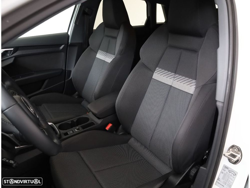 Audi A3 Sportback 30 TFSI Advanced S tronic - 21