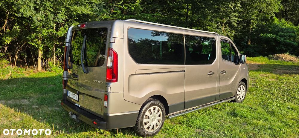 Renault Trafic Grand 2.0 dCi - 30