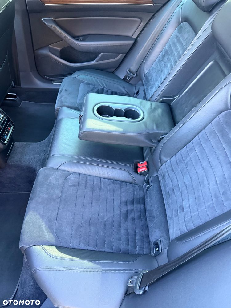 Volkswagen Passat 2.0 TDI SCR Highline DSG - 23