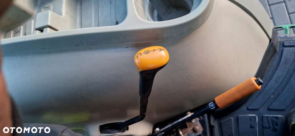 John Deere 3720 - 19