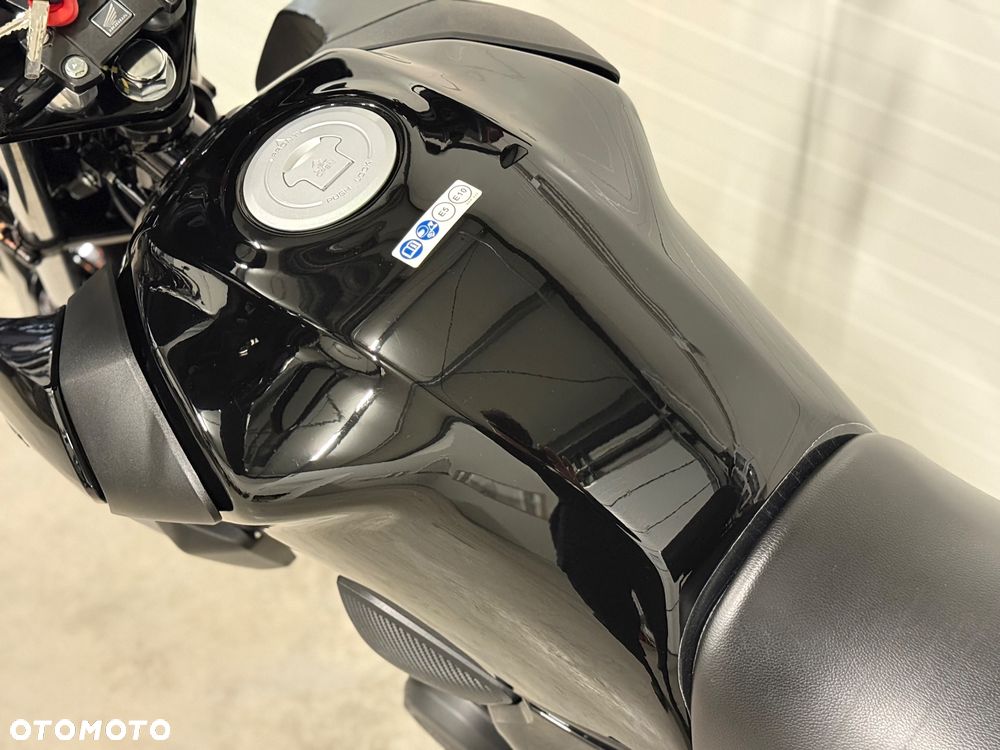 Honda CB - 27