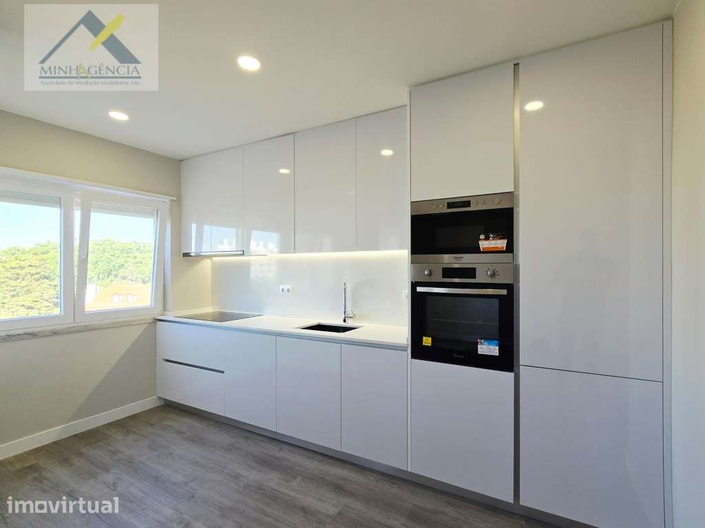 Apartamento T3 remodelado na Algodeia em Setúbal - Grande imagem: 3/37
