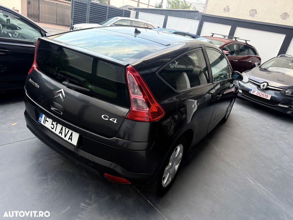 Citroën C4 1.6 HDi 16V VTR - 7