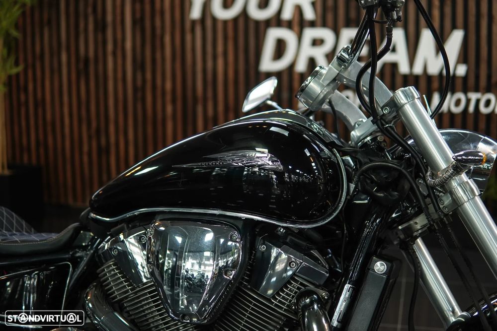 Honda VTX 1800 C - 23