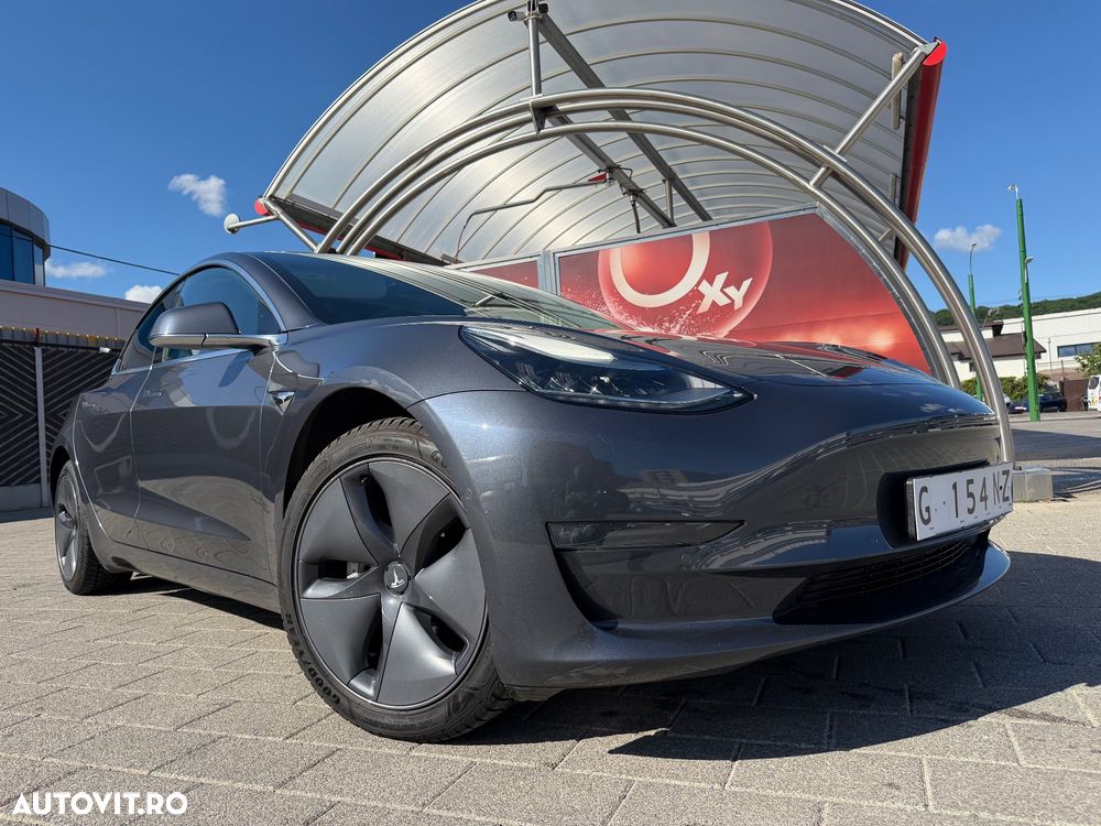 Tesla Model 3 Langstreckenbatterie Allradantrieb Dual Motor - 12