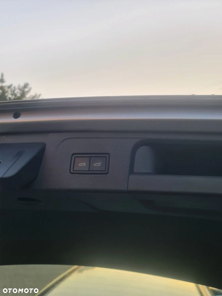 Volkswagen Passat 2.0 TDI SCR DSG Business - 5