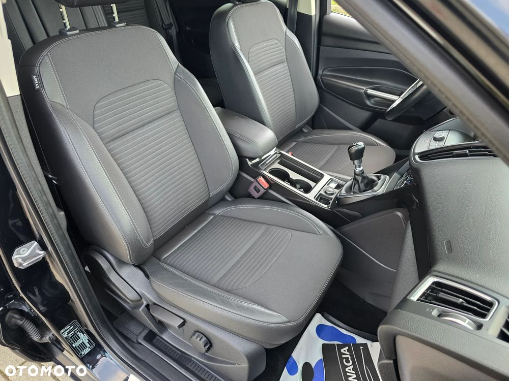 Ford Kuga 1.5 EcoBoost 2x4 SYNC - 28