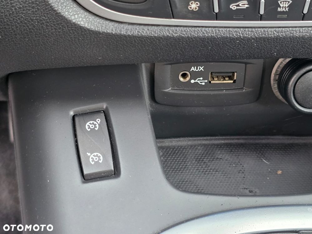 Renault Scenic Energy dCi 130 S&S Xmod Bose Edition - 28