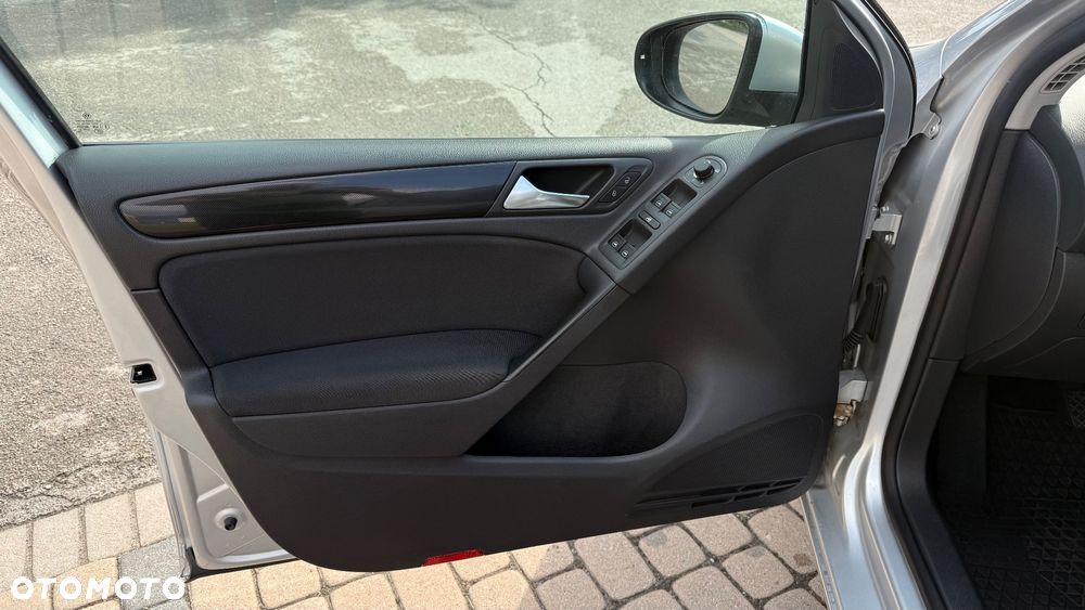 Volkswagen Golf 1.6 Highline - 8