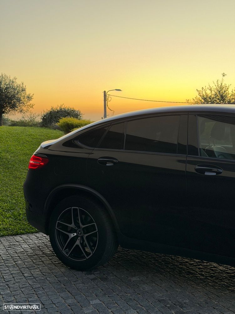 Mercedes-Benz GLC 250 d Coupé AMG Line 4-Matic - 4