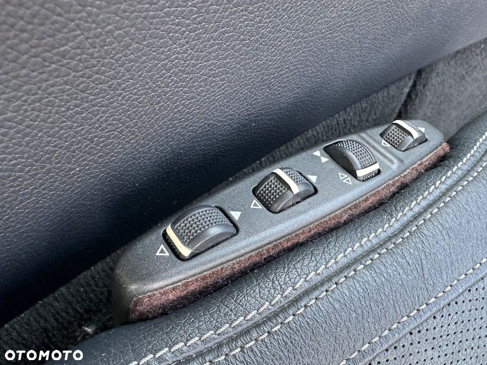 Mercedes-Benz Klasa E 220 (BlueTEC) d 9G-TRONIC - 18