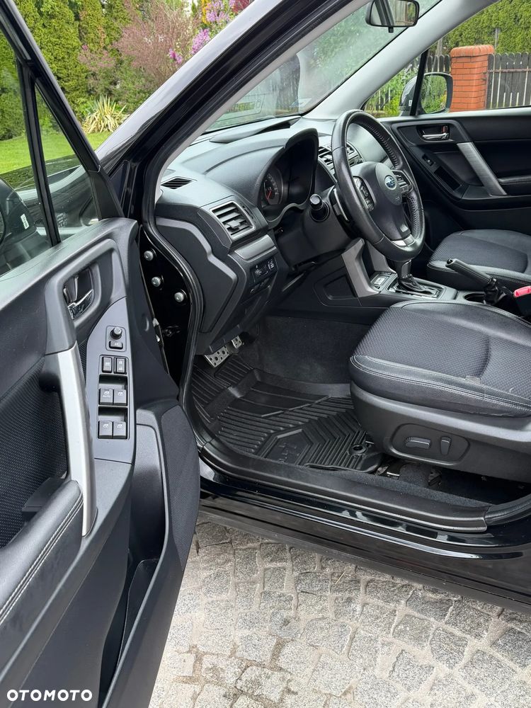 Subaru Forester 2.0 XT Comfort Lineartronic - 6