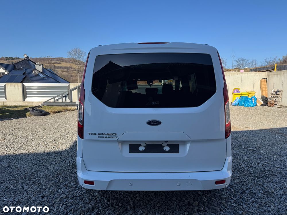 Ford Tourneo Connect Grand - 5