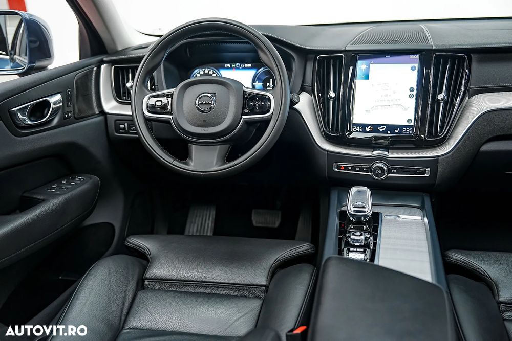 Volvo XC 60 Recharge T6 Twin Engine eAWD Inscription Expression - 29