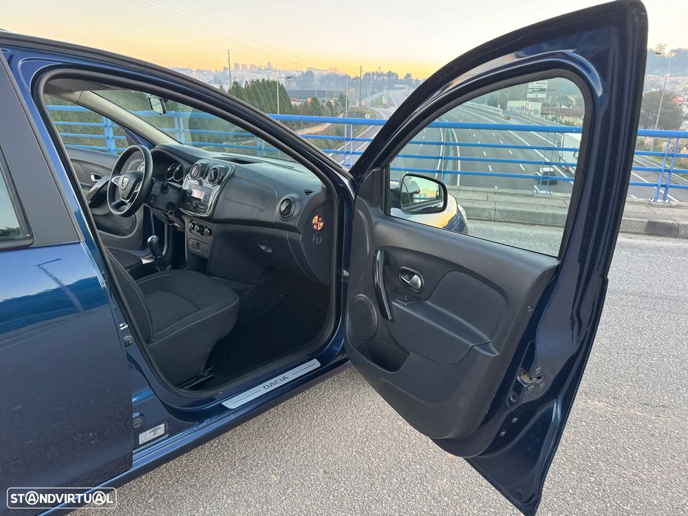 Dacia Sandero SCe 75 Acces - 23
