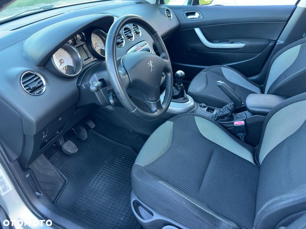 Peugeot 308 120 VTi Style - 14