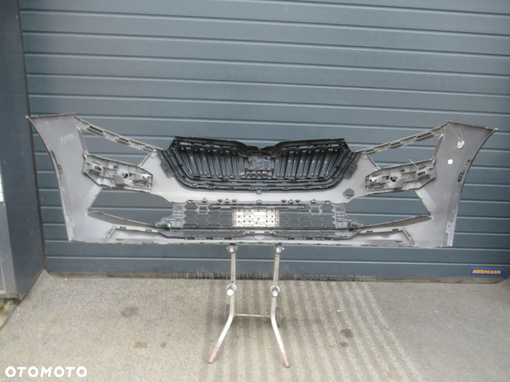 ZDERZAK PRZEDNI PRZÓD SKODA KAMIQ 658 2019- - 11