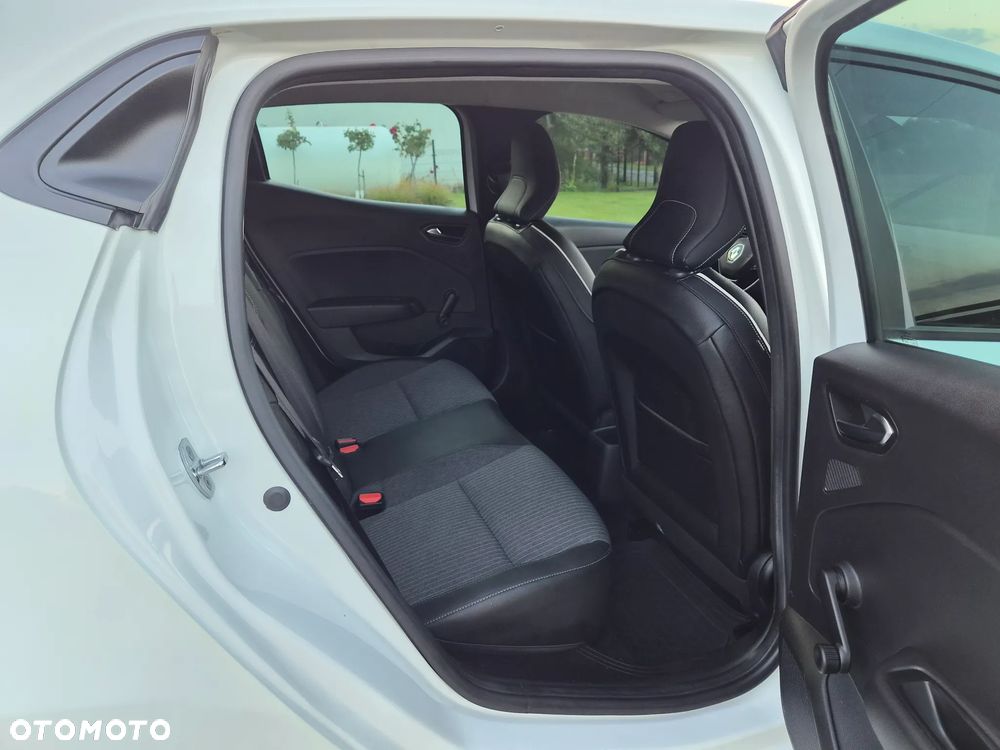 Renault Clio 1.5 dCi Energy Limited - 17