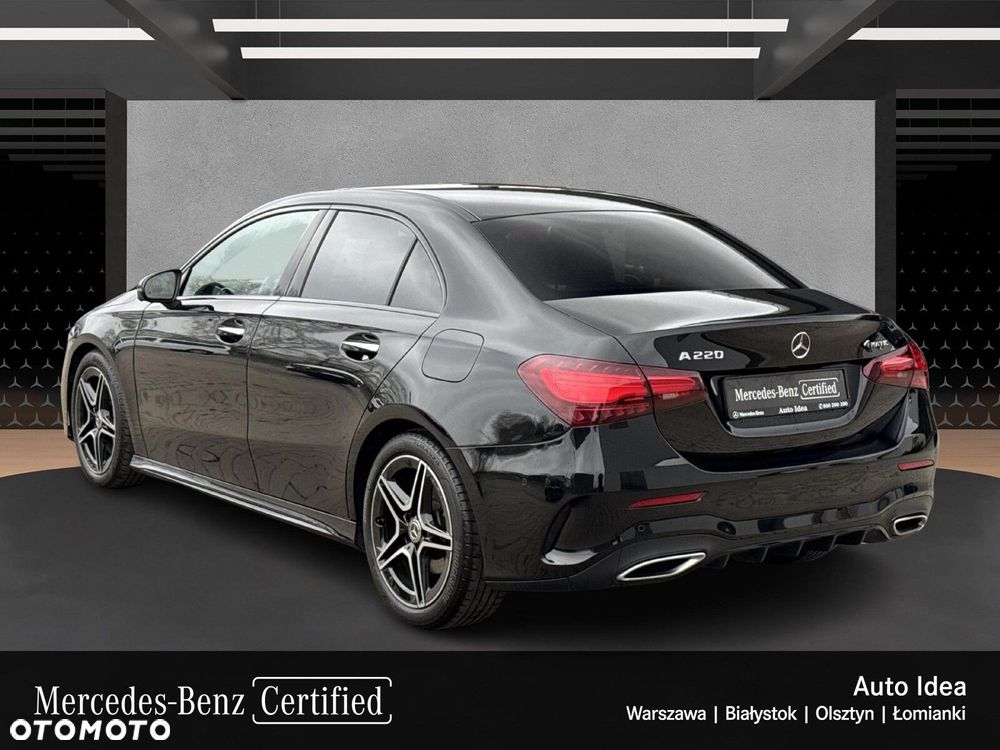 Mercedes-Benz Klasa A 220 4-Matic AMG Line 7G-DCT - 4