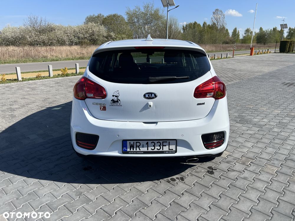 Kia Ceed - 5