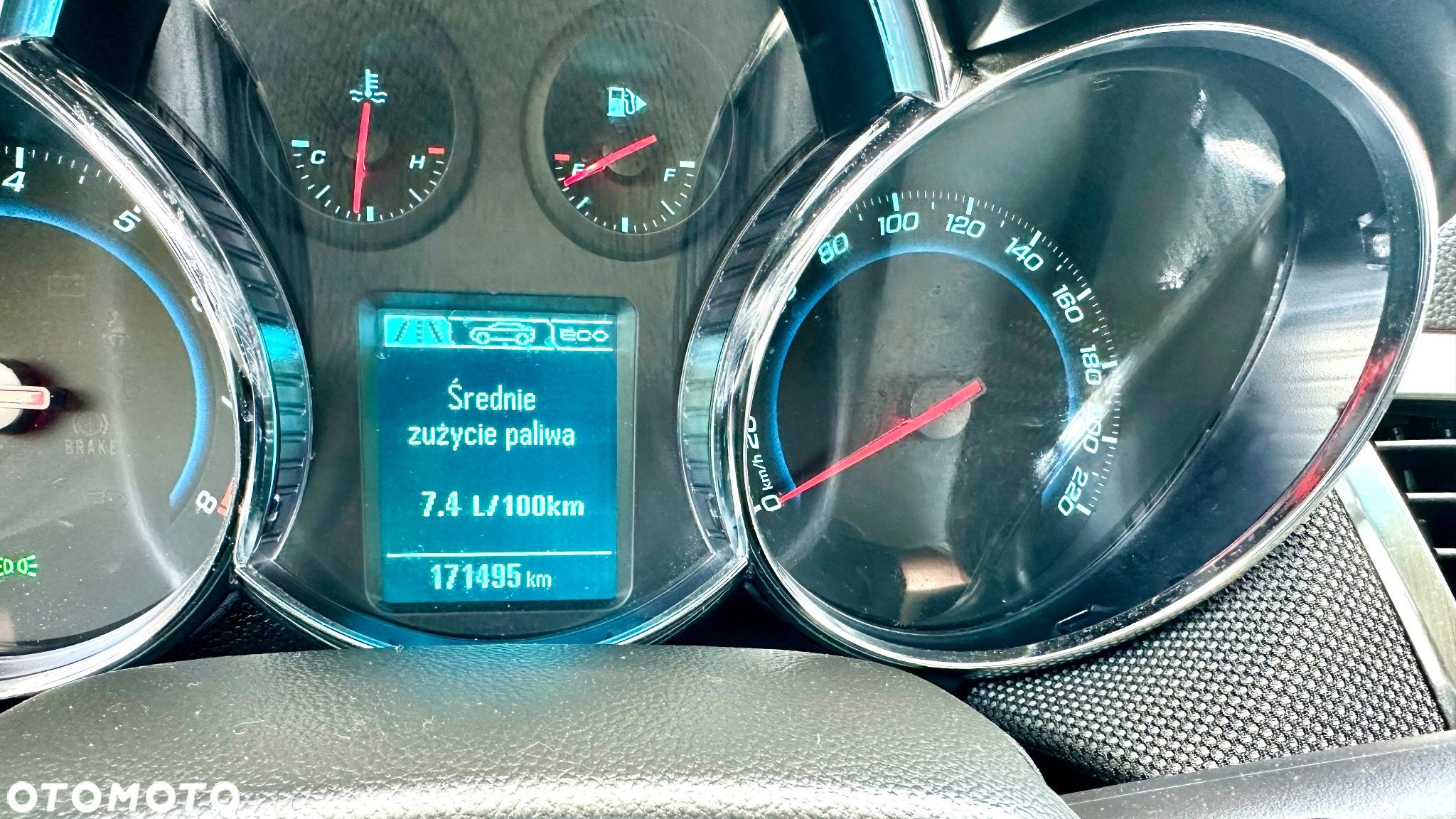 Chevrolet Cruze 1.4 T LTZ - 32