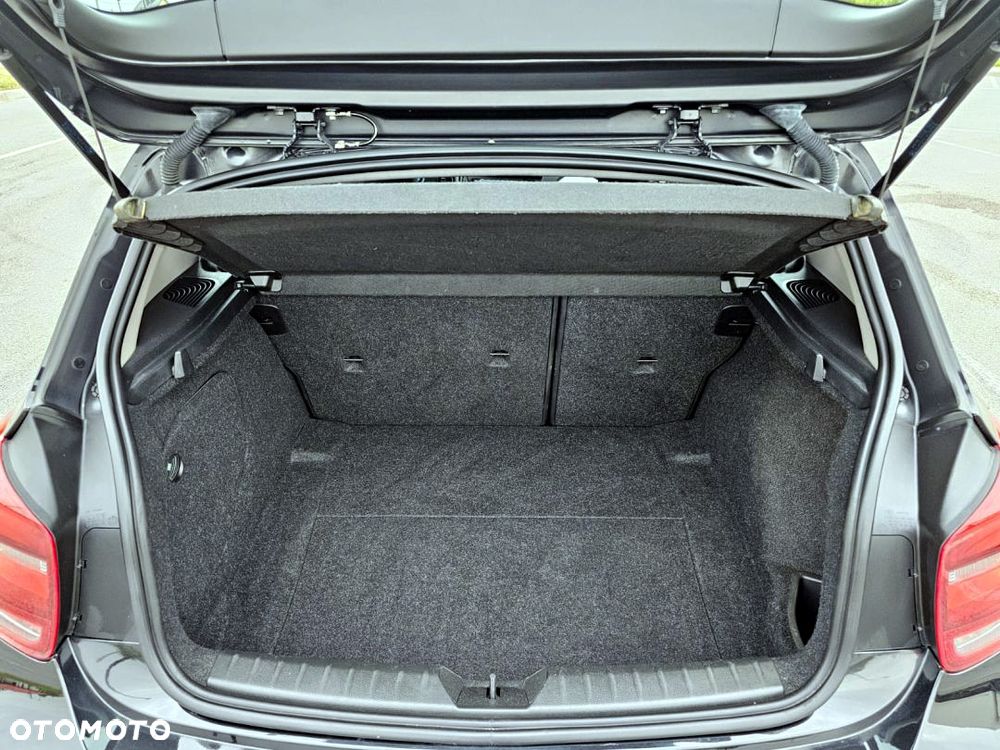 BMW Seria 1 114i - 23