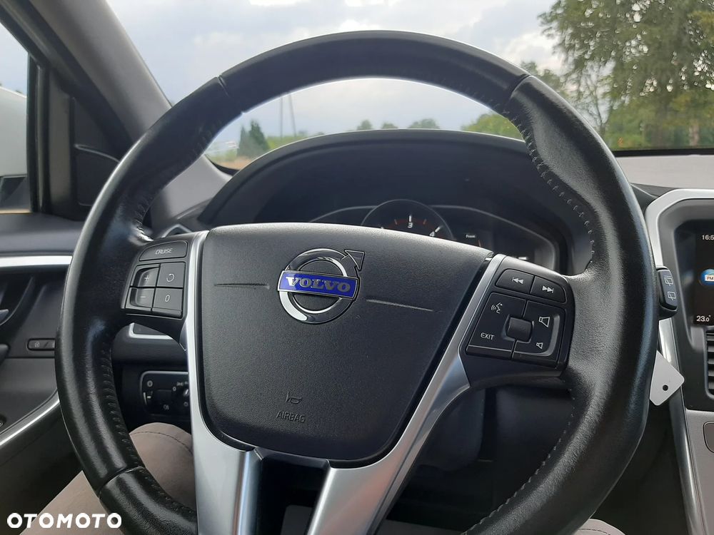 Volvo XC 60 - 32