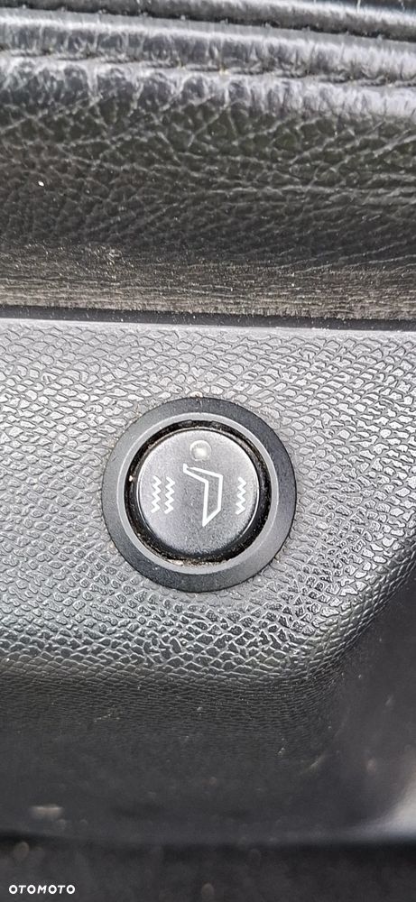 Peugeot 308 1.6 BlueHDi Business Line S&S - 23