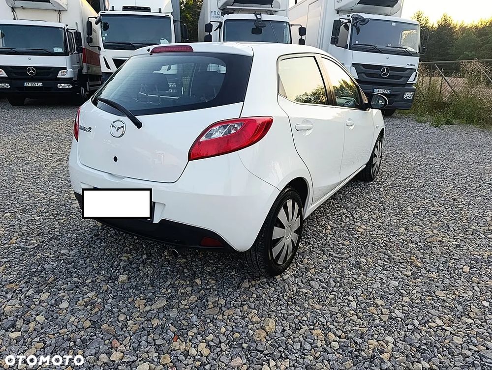Mazda 2 1.3 Exclusive - 6