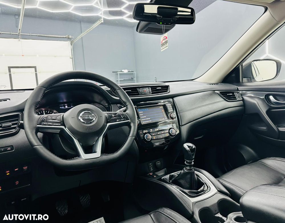 Nissan X-Trail 1.6 dCi Tekna - 25