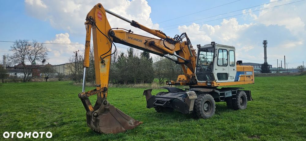 Hyundai ROBEX 200W-2 - 6