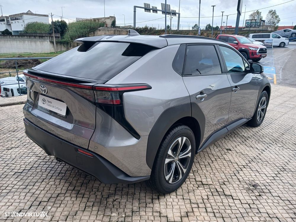 Toyota bZ4X 71,4 kWh Premium - 7
