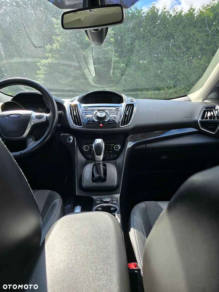 Ford Kuga 2.0 TDCi 4x4 Titanium - 16