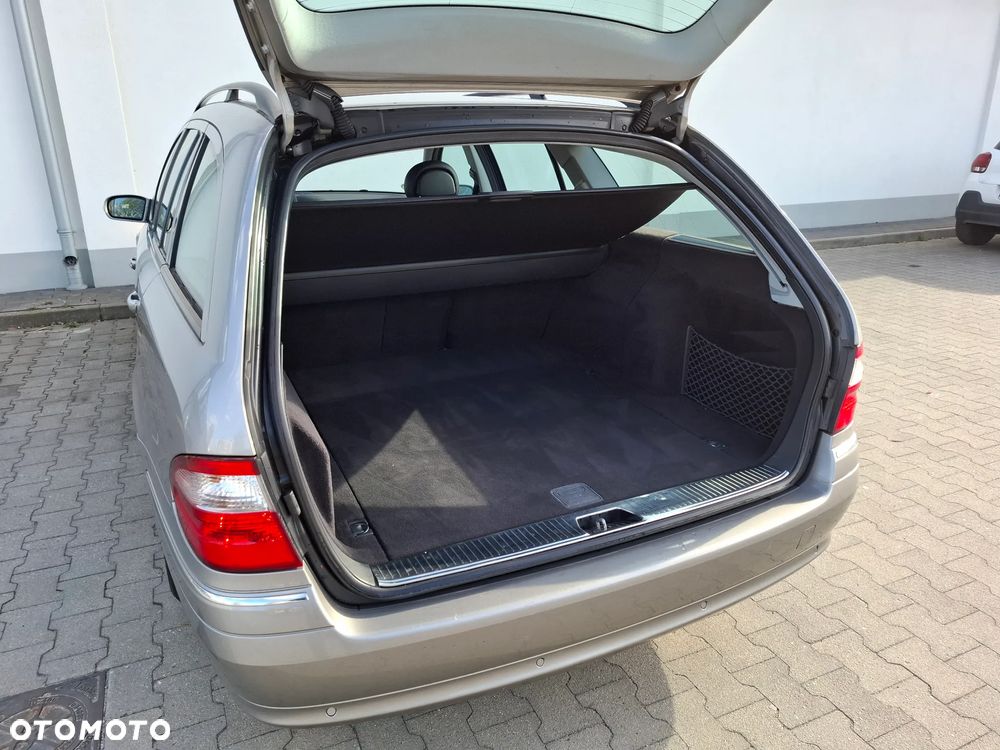 Mercedes-Benz Klasa E - 14