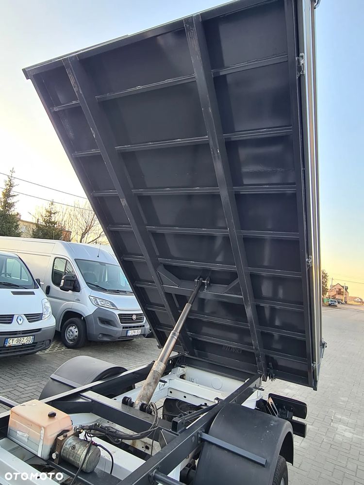 Volkswagen Crafter - 11