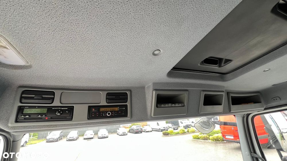 Mercedes-Benz ATEGO 813 EURO 5 CHŁODNIA HAKOWA KONTENER IZOTERMA - 18