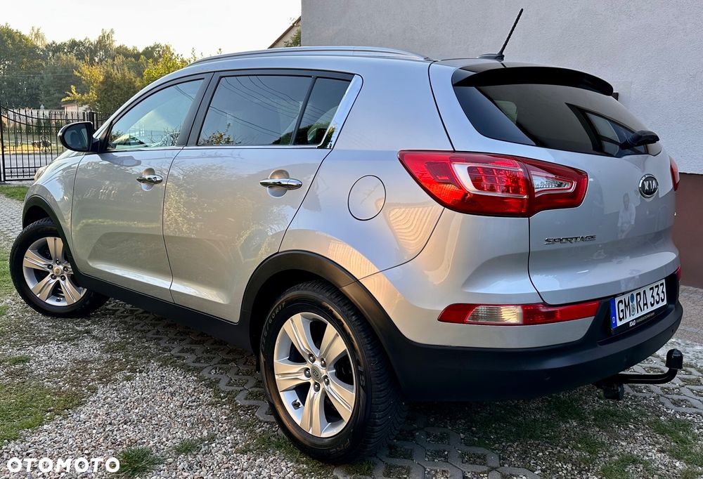 Kia Sportage 1.7 CRDI 2WD ISG Dream-Team Edition - 14