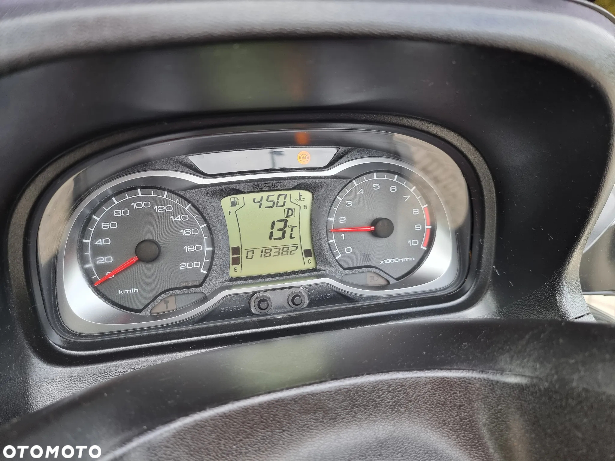 Suzuki Burgman - 5