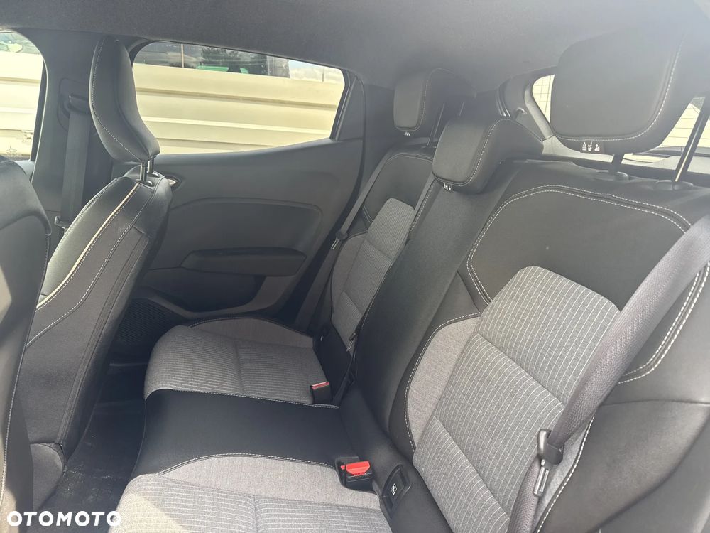 Renault Clio 1.0 TCe Techno - 17