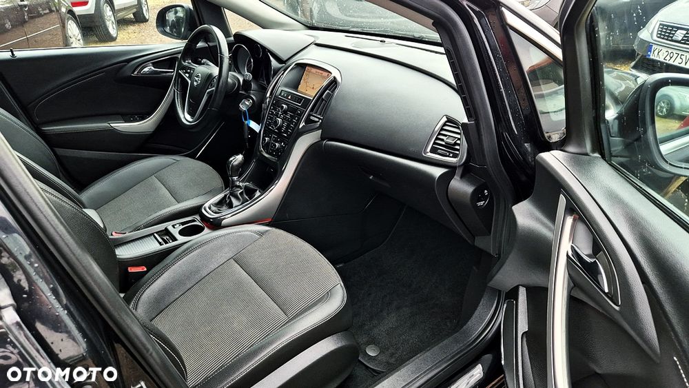 Opel Astra 1.4 T Cosmo - 35