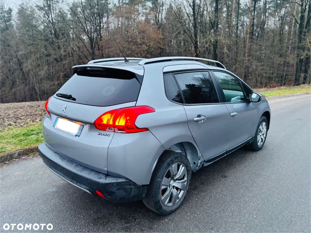 Peugeot 2008 PureTech 82 Style - 5