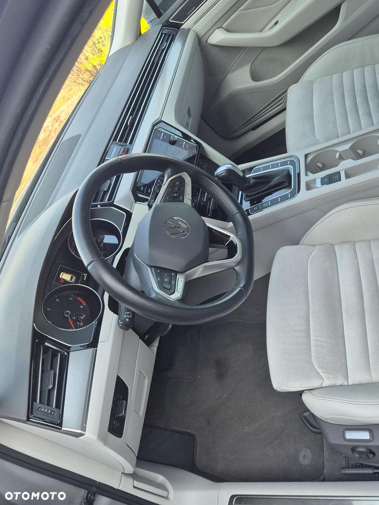 Volkswagen Passat - 6
