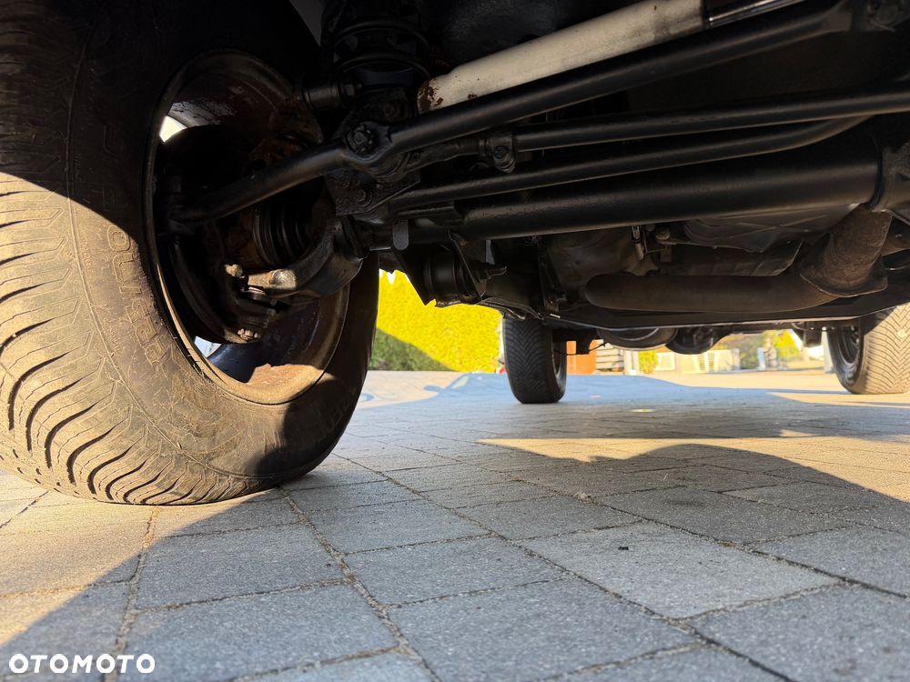Jeep Cherokee 4.0 Limited - 8